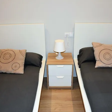 Sweet Velazquez Apto. Zona Playa Victoria Апартаменты *